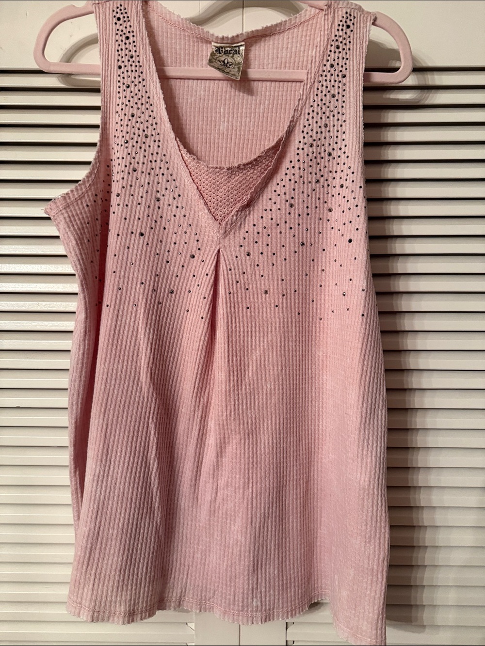 Vintage-inspired Rhinestone Ribbed Tank Top - Pink